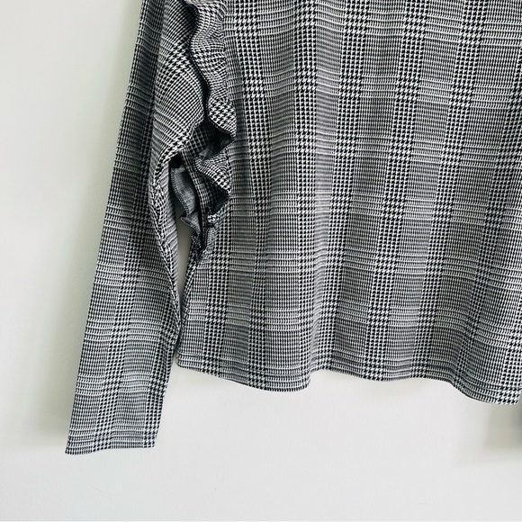 Suzy Shier Women Top Plaid Print Ruffle Shoulder Trim Lantern Sleeve Blouse L - Picture 6 of 12